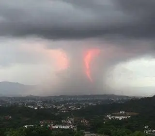 alerta de granizo e tempestade