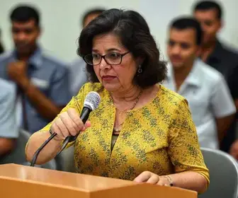 Cármen Lúcia vota em Belo Horizonte