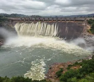rompimento da barragem de Fundão