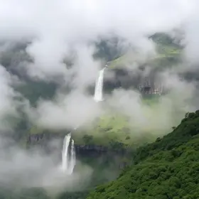 cascata de nuvens