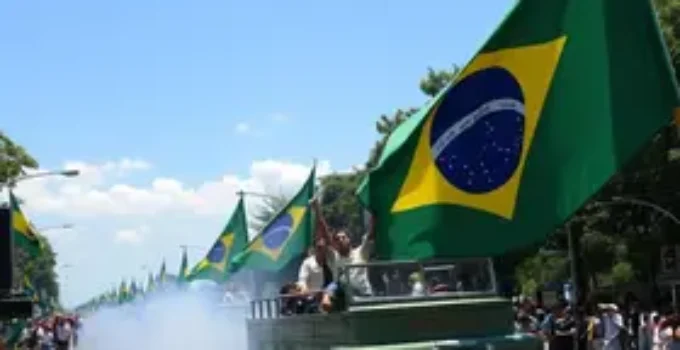 Desfile e manifestações em Belo Horizonte