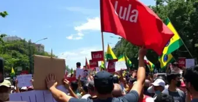 ato em apoio a Lula
