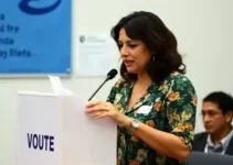 Ministra Cármen Lúcia vota em Belo Horizonte