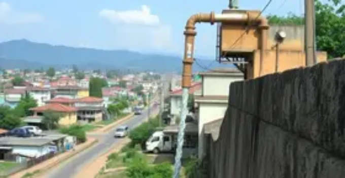 vazamento em adutora