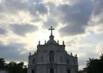 funcionamento dos serviços em BH