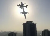 avião cai em prédio em BH